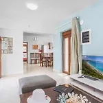 Villa Ioanna *